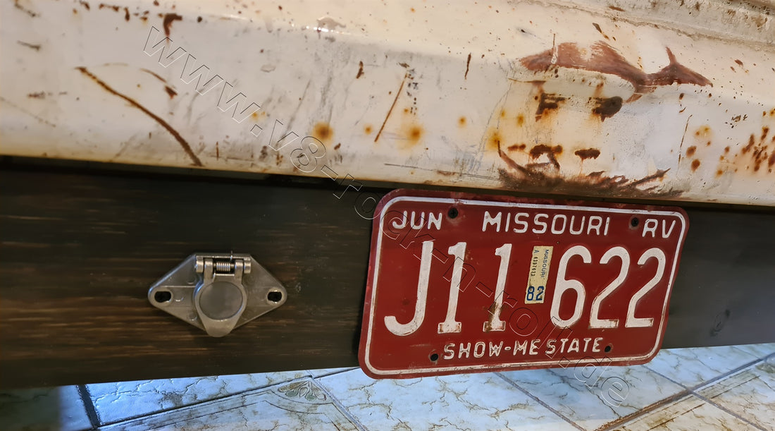 Schreibtisch Ford F-250 von 1972 Ladefläche mit Beleuchtung — Ansicht 10