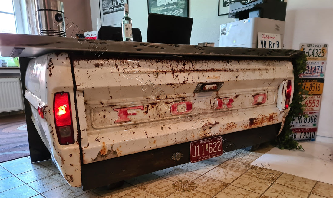 Schreibtisch Ford F-250 von 1972 Ladefläche mit Beleuchtung — Ansicht 13