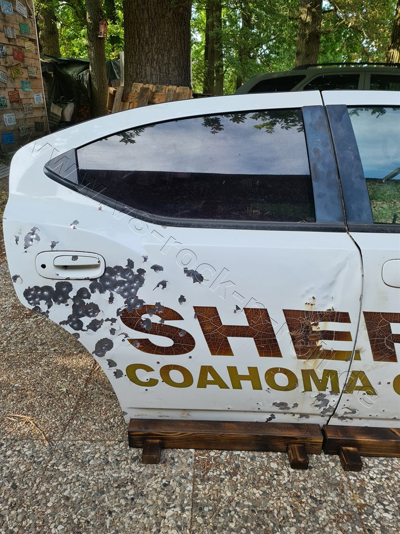 Dodge Charger "SHERIFF COAHOMA COUNTY" Deco-Doors mit Einschusslöchern — Ansicht 3