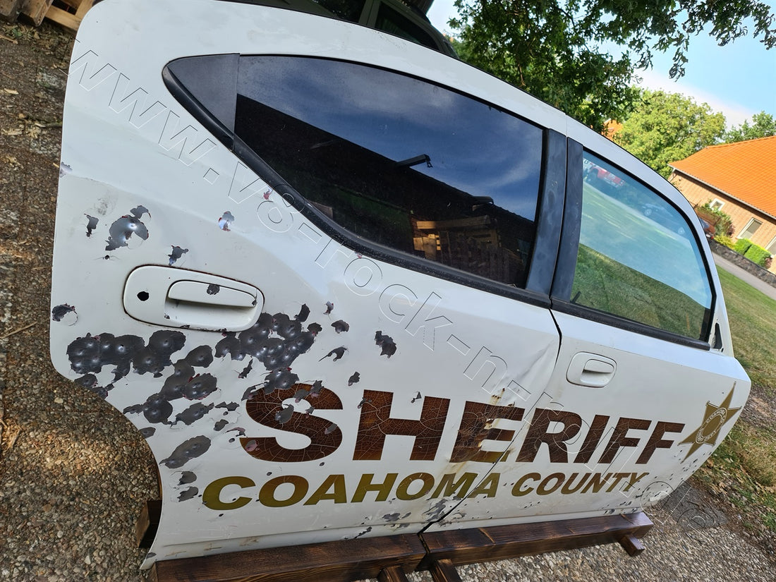 Dodge Charger "SHERIFF COAHOMA COUNTY" Deco-Doors mit Einschusslöchern — Ansicht 6