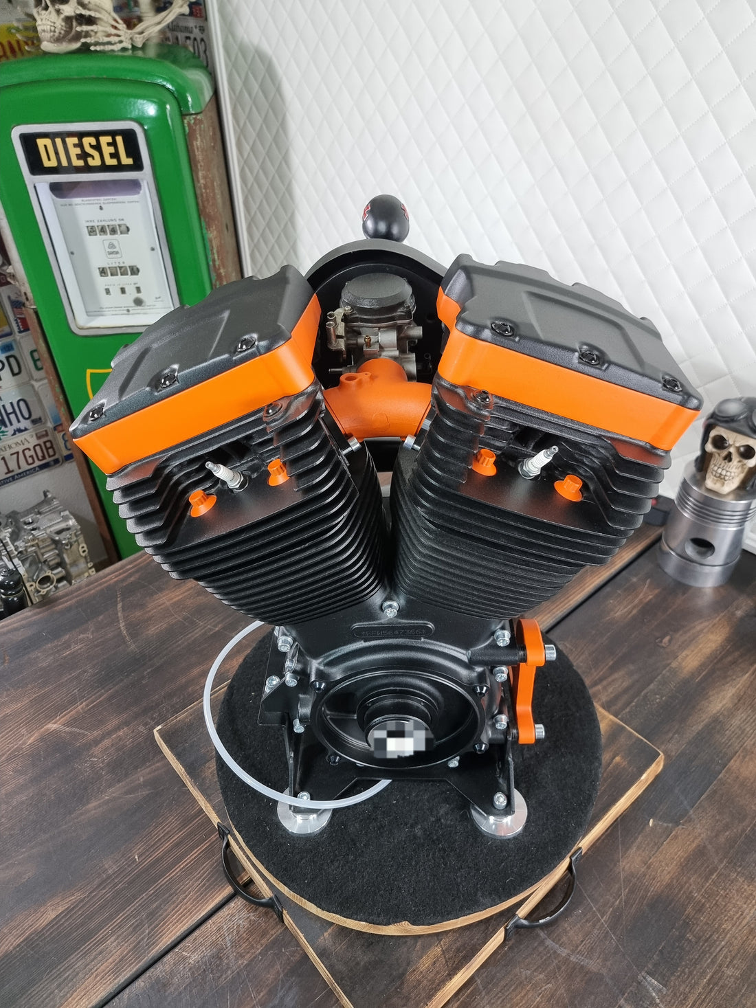 Zapfanlage „Black Orange“ Harley-Davidson Motor — Ansicht 6