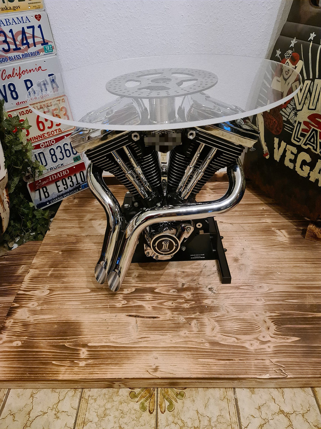 Motortisch „Beton EVO“ — handgefertigtes Unikat von V8 Rock'n'Roll
